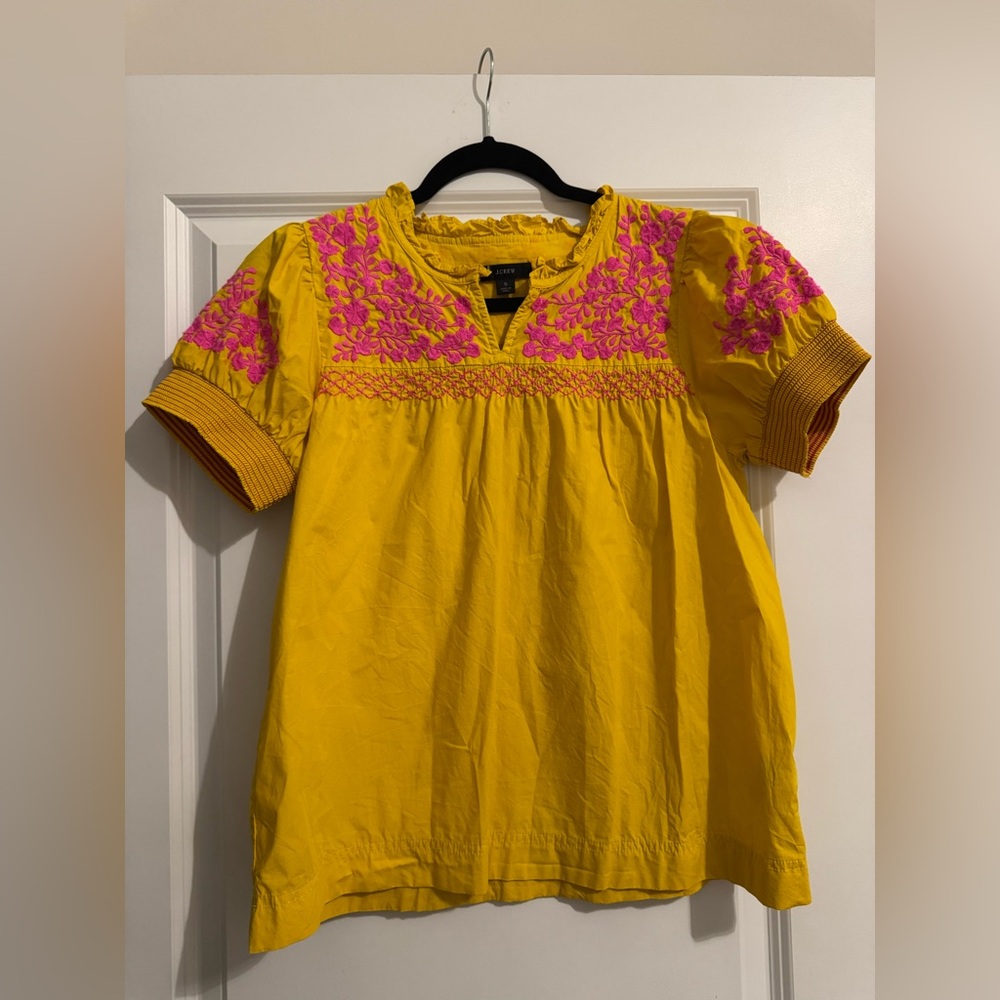 Beautiful yellow j crew top